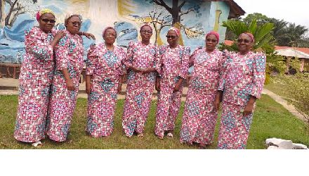 les soeurs de Kisantoo.